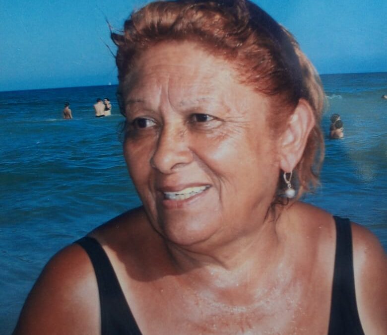 AGUSTINA ROSALINDA TELLO