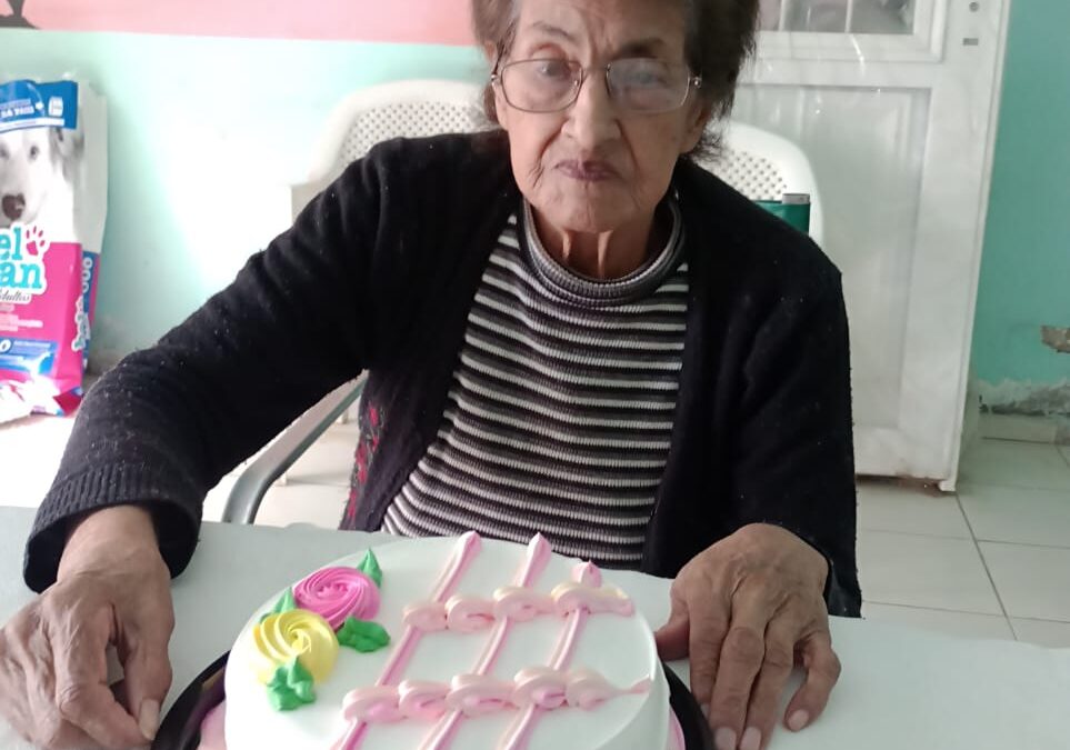 YOLANDA ENRIQUETA ROBLEDO