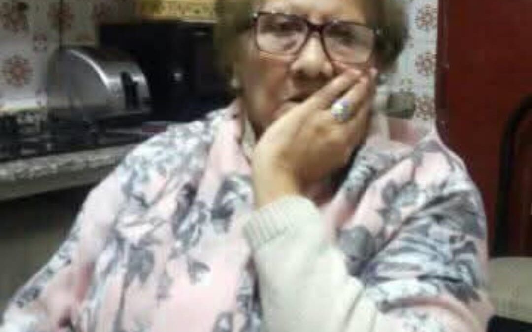 MARÍA ESTHER TAPIA