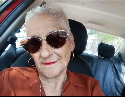 MARÍA TERESA TELLO