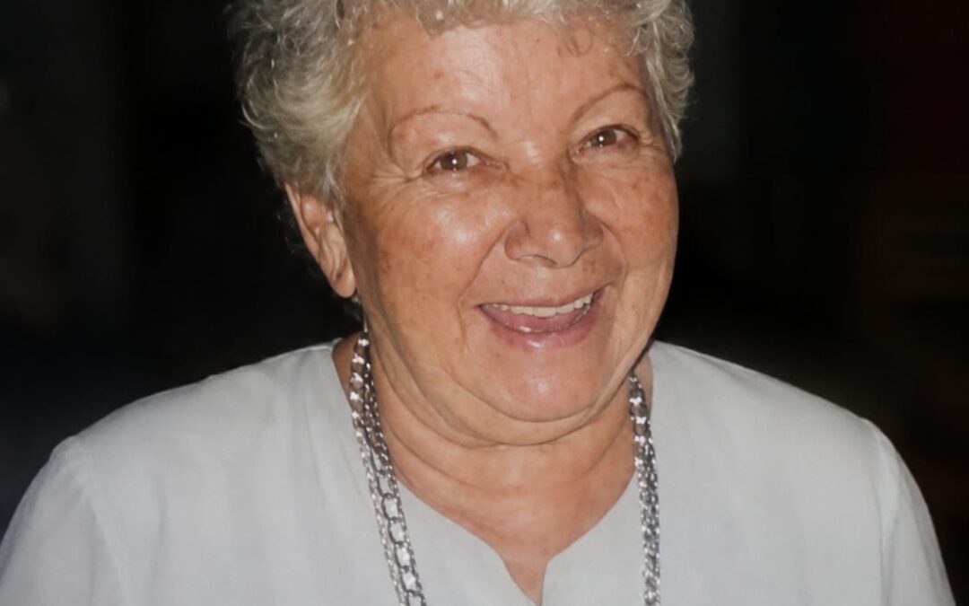 MARÍA ESTHER BOHIGAS