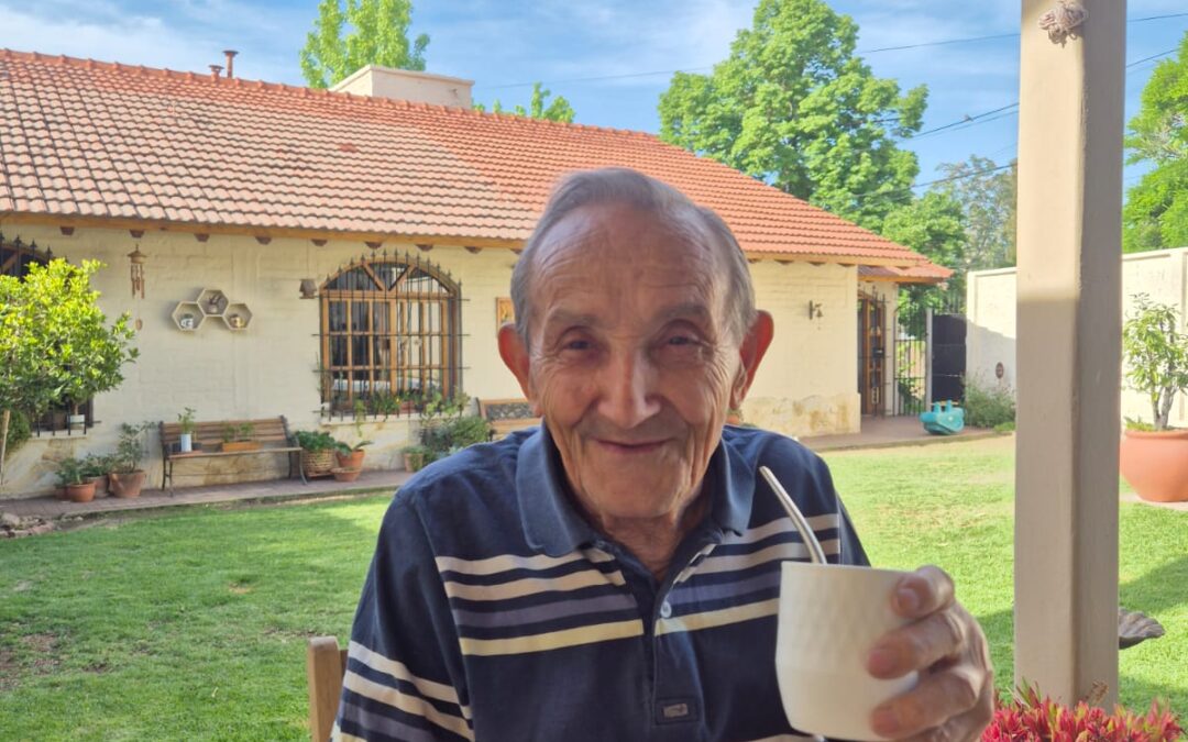 LUIS A. FUGAZZA